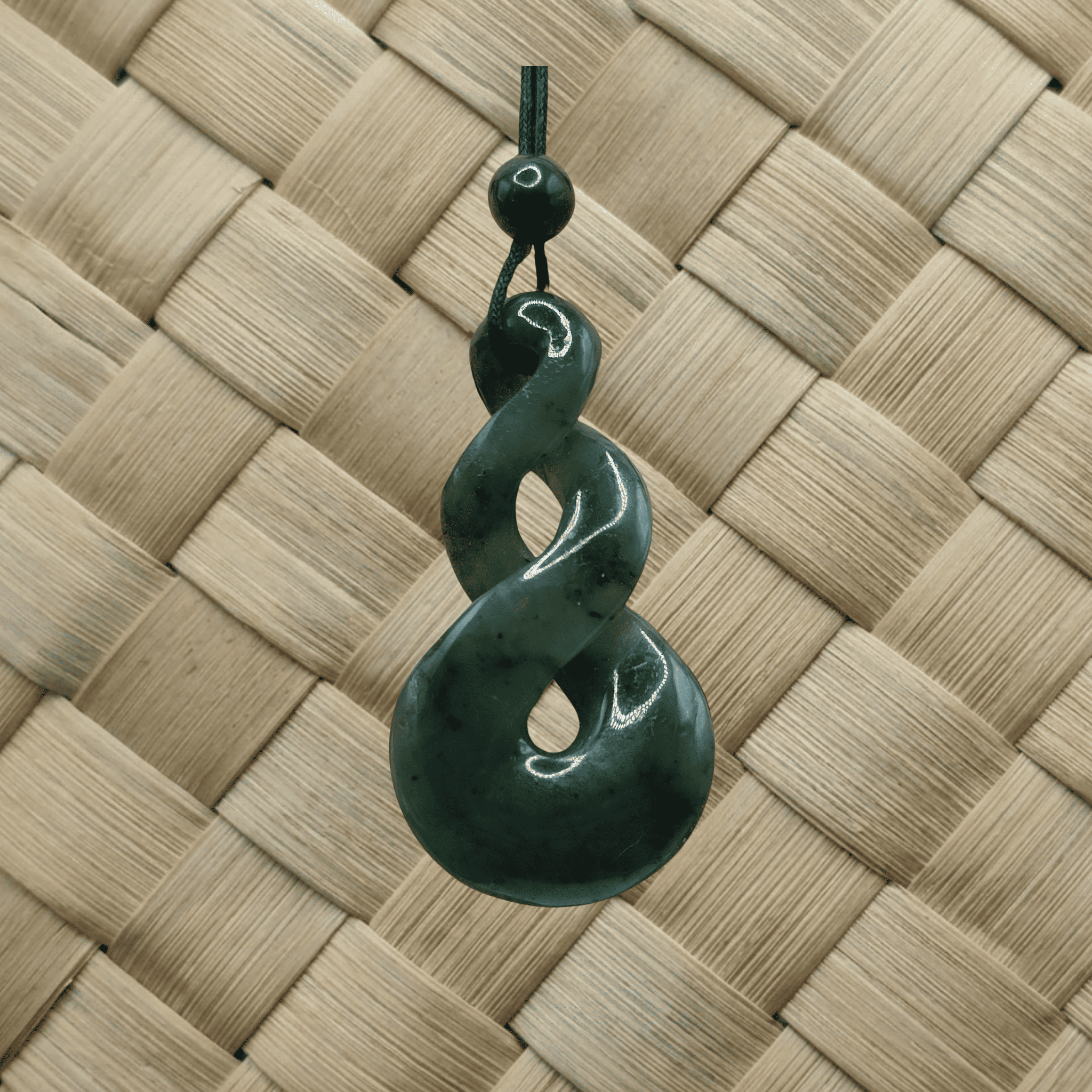 Twist / Pikorua
