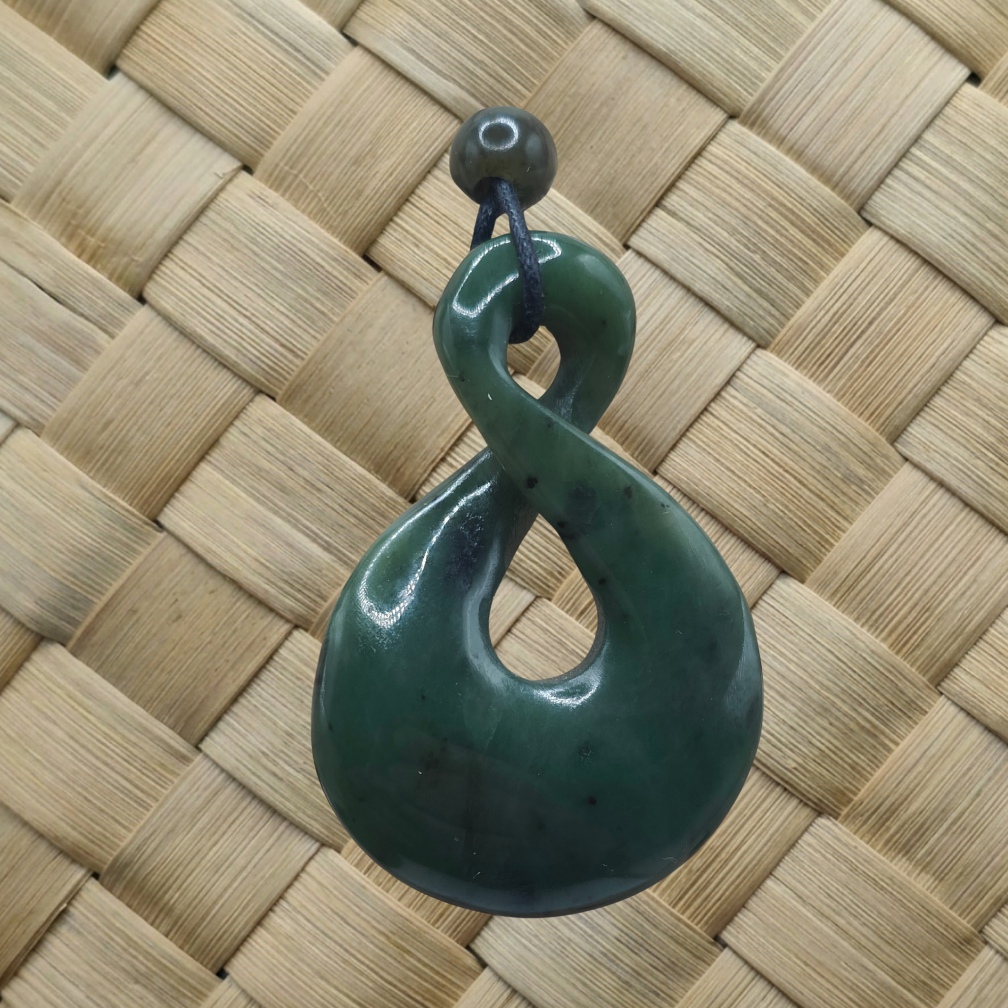 Figure 8 / Pikorua Pounamu