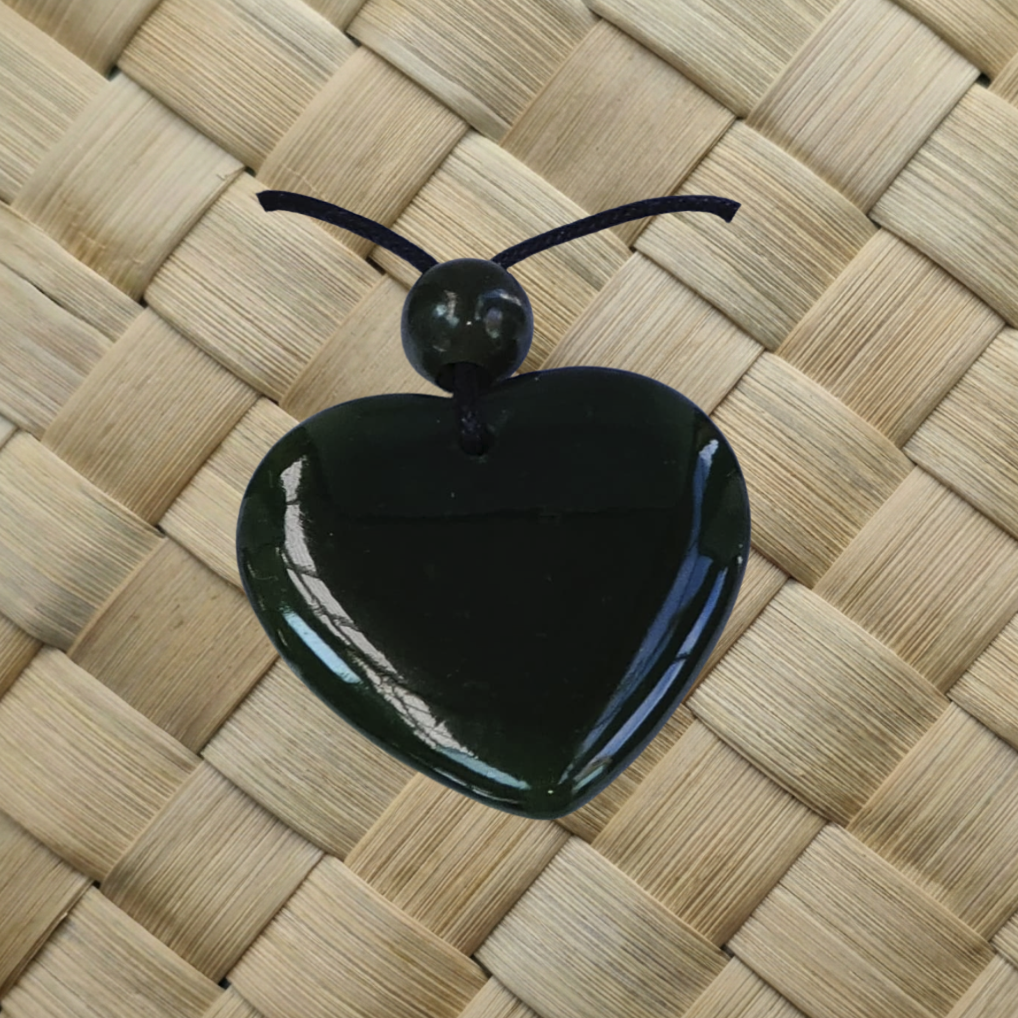 Heart / Manawa Pounamu
