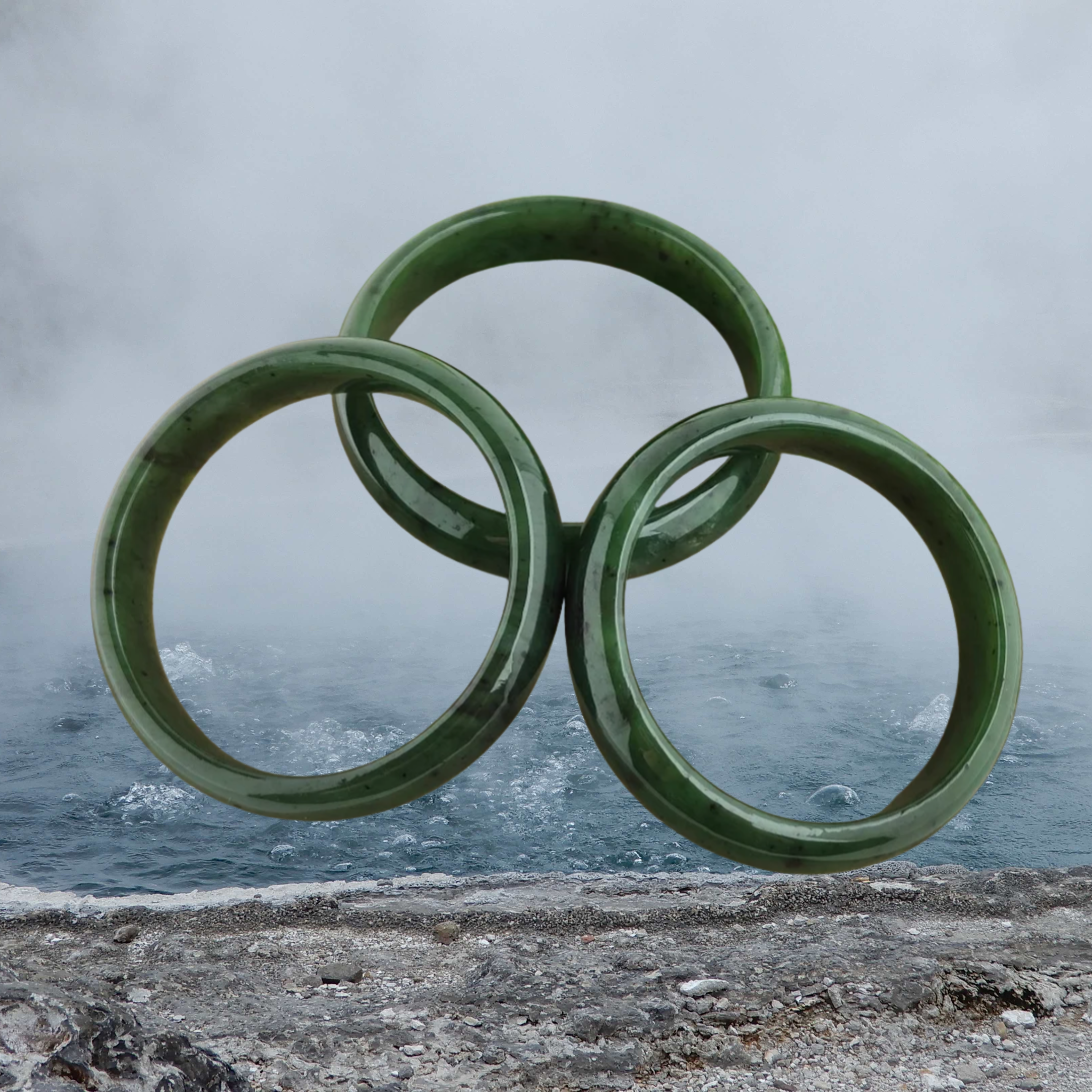 POUNAMU BANGLE