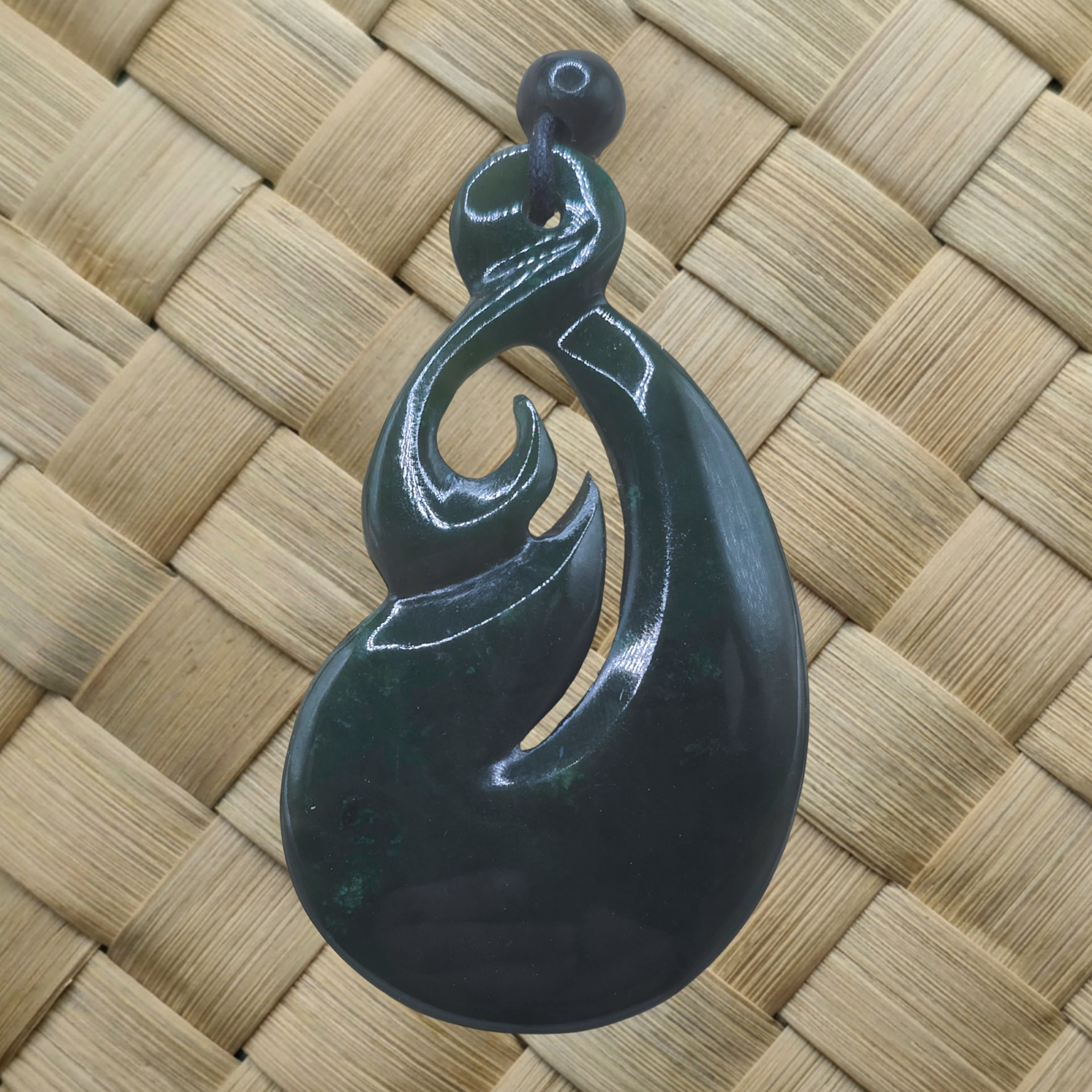 Hei Matau / Hook Pounamu III