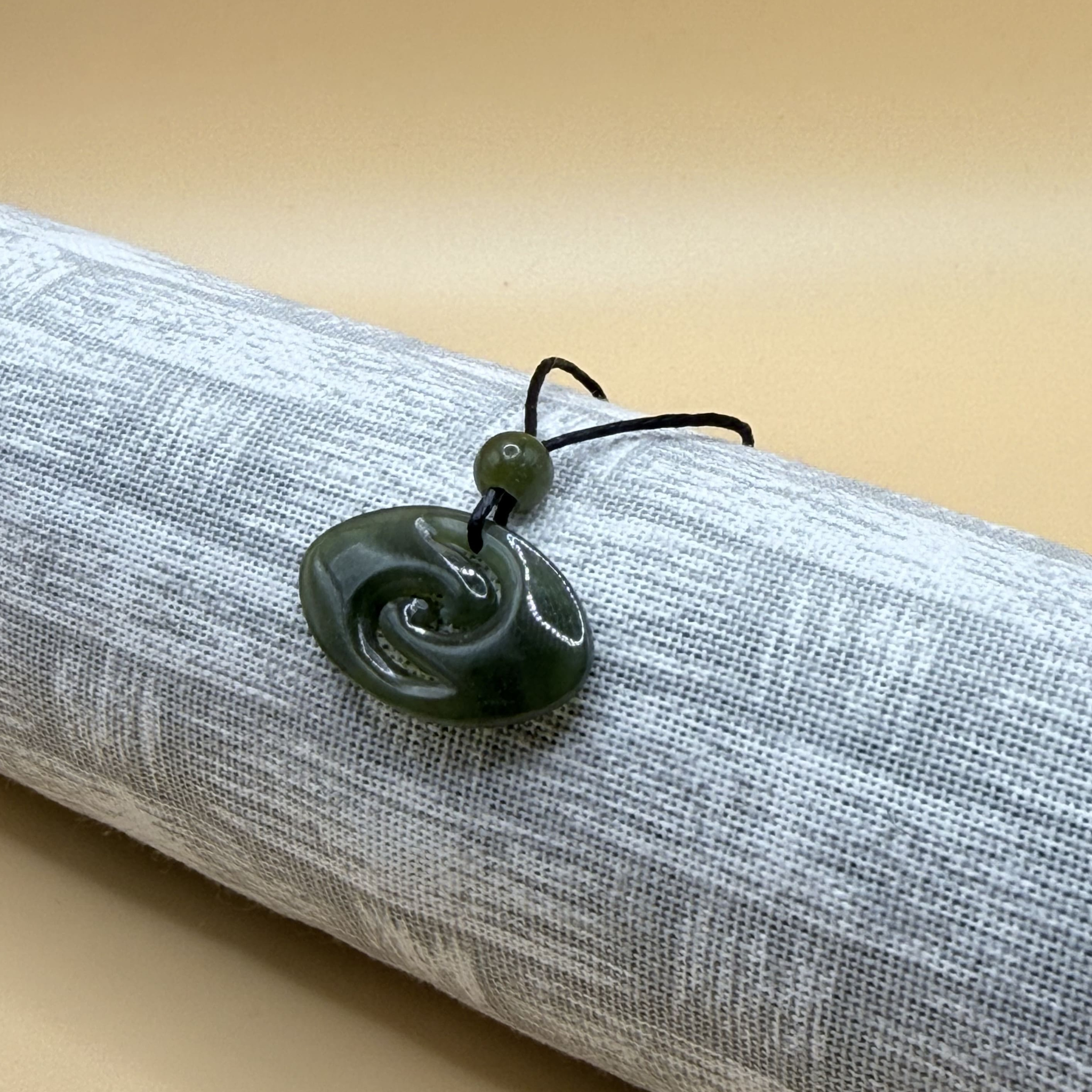 Koru II - Pēpi Pounamu