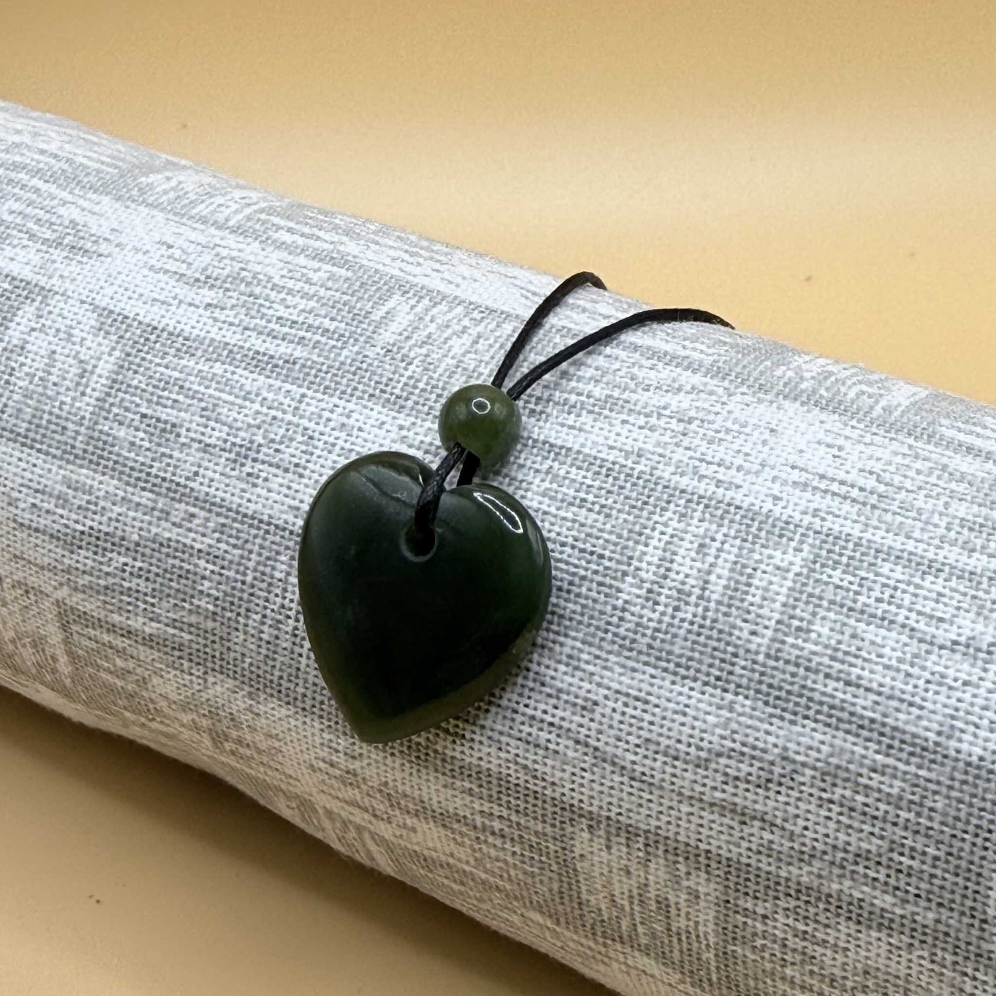 Manawa / Heart - Pēpi Pounamu